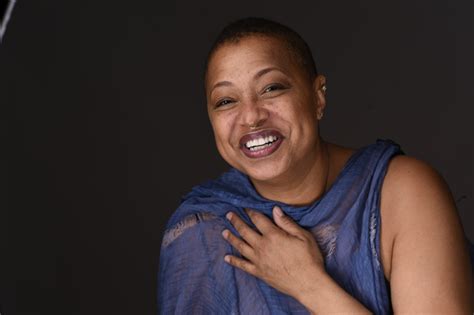 Why music stars want Lisa Fischer singing backup
